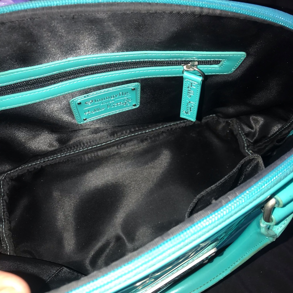 Hello kitty purse - Picture 3 of 3